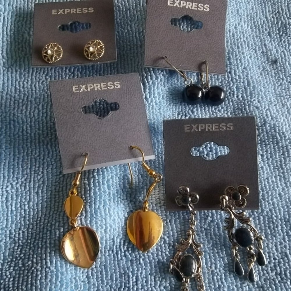 NWT Four Pairs of Earrings by Express - Picture 15 of 15